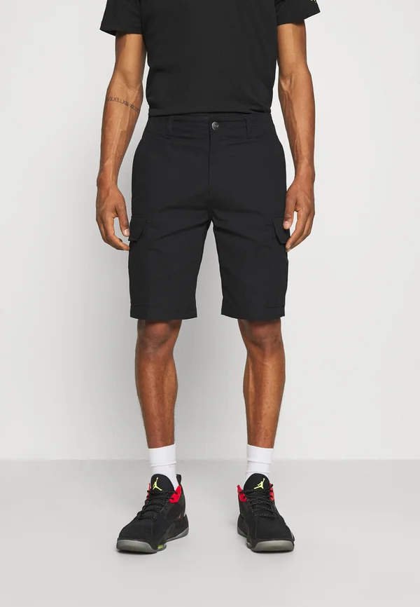 MILLERVILLE - Shorts - black
