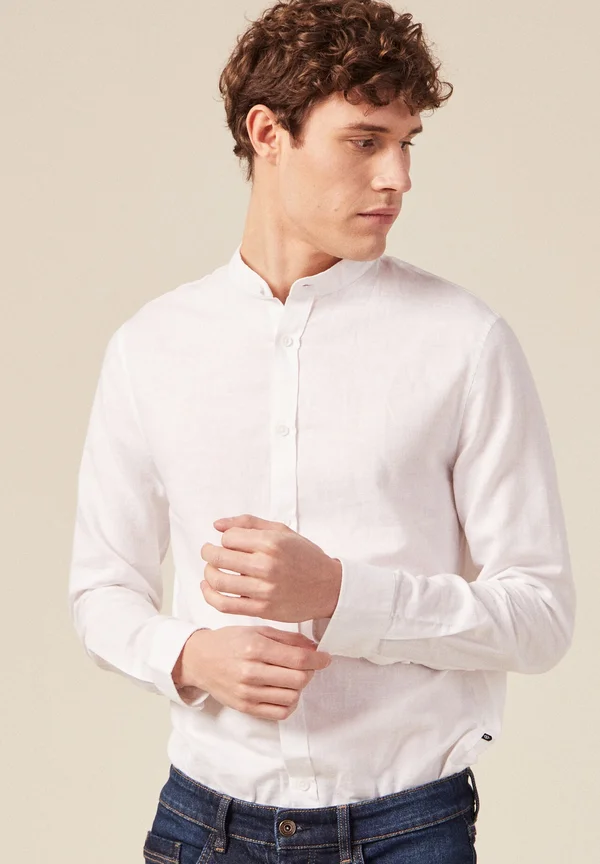 MIT LANGEN ÄRMELN - Shirt - blanc