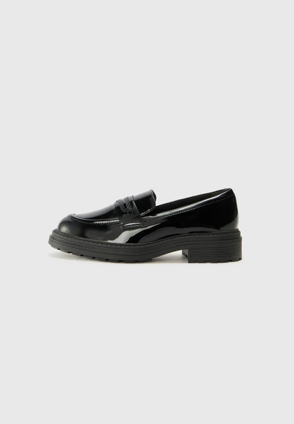 Moccasins - black