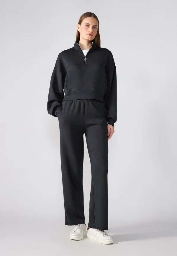 MODAL SET - Tracksuit - true black