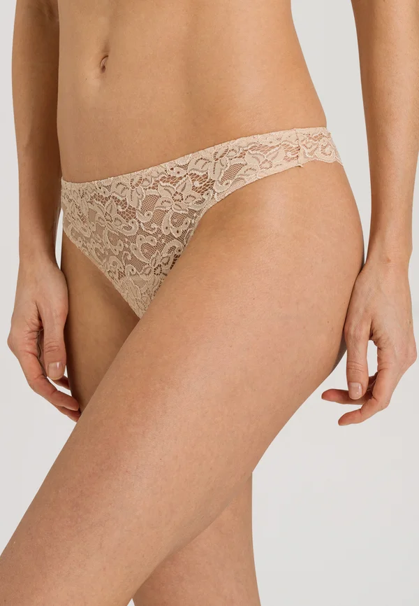 MOMENTS - Thong - beige