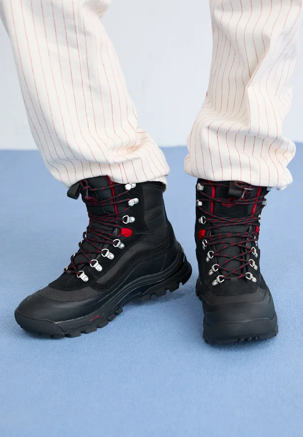 MTE SNOW-KICKER GORE-TEX UNISEX - Lace-up ankle boots - black