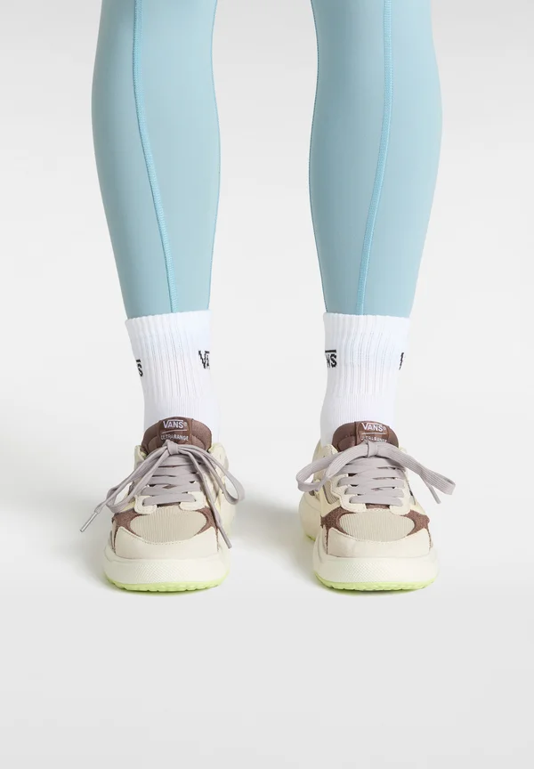 MTE ULTRARANGE NEO VR3 - Trainers - natural multi