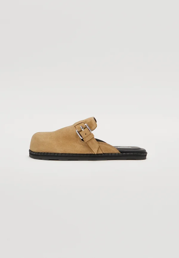 Mules - beige