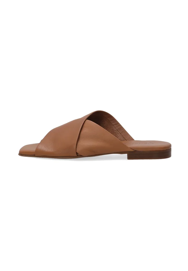 Mules - brown