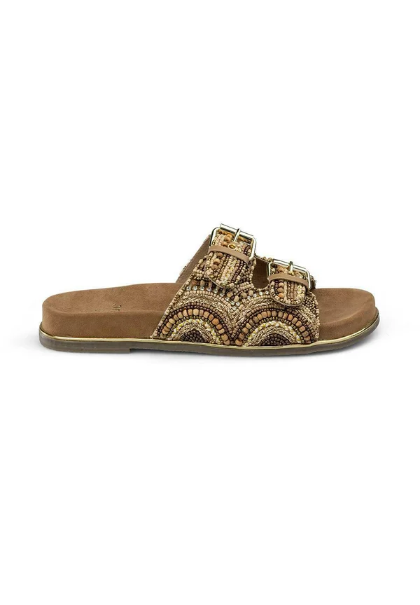 Mules - camel