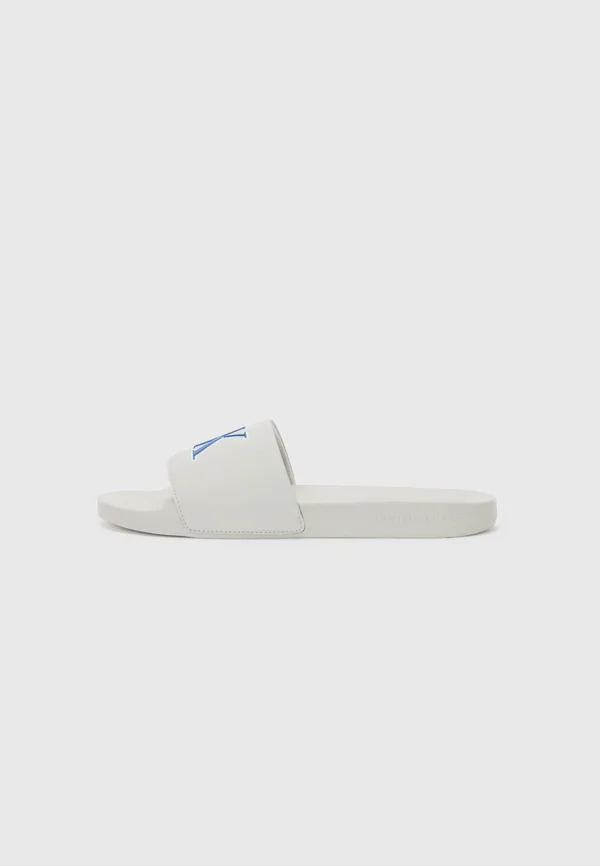 Mules - oyster mushroom/pilgrim blue
