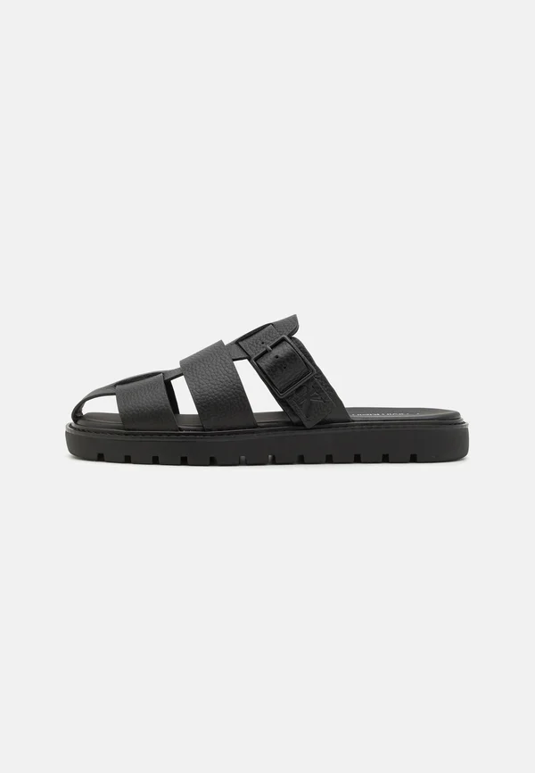 Mules - triple black