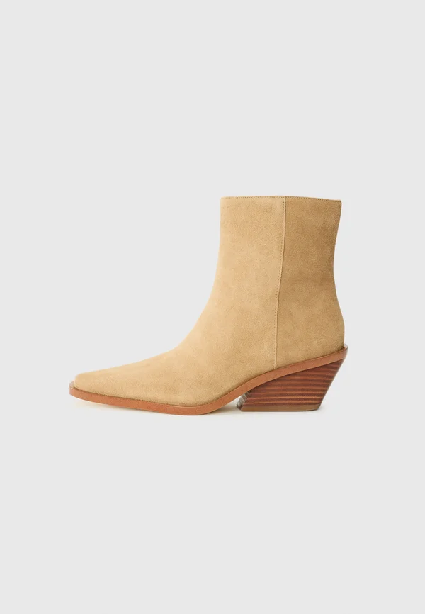 NASH - Cowboy/biker ankle boot - camel