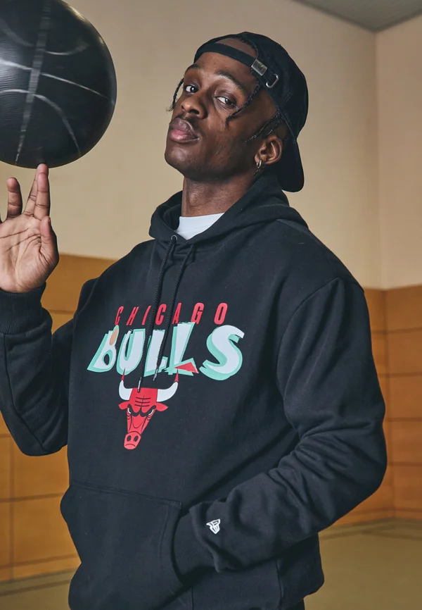NBA CHICAGO BULLS GRAPHIC OVERSIZED HOODIE - Club wear - black