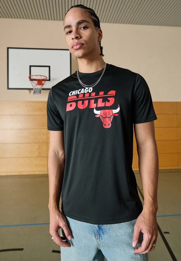 NBA CHICAGO BULLS LEAGUE ESSENTIALS TEE - Club wear - black
