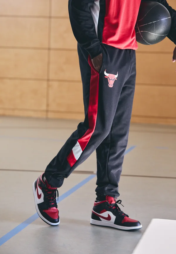 NBA CHICAGO BULLS PANEL JOGGER - Club wear - black