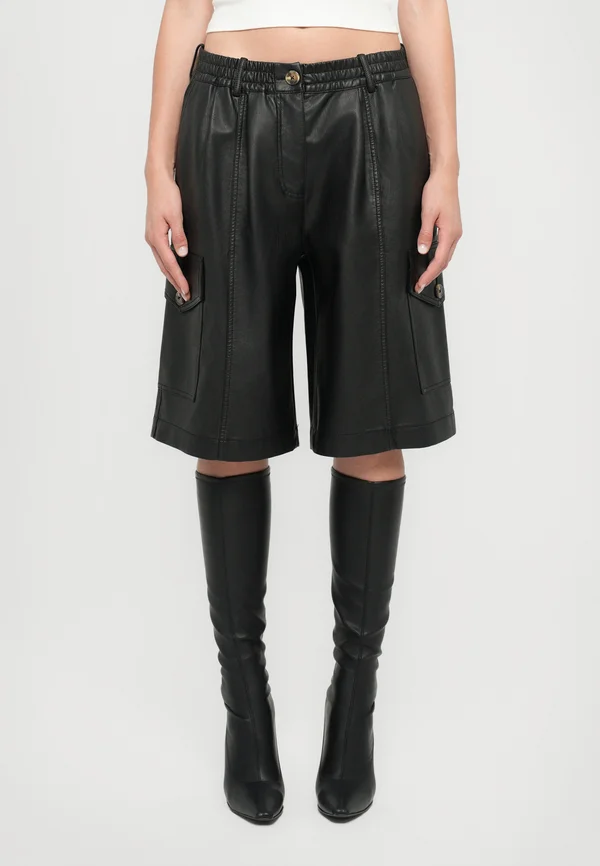 NEETO - Shorts - black