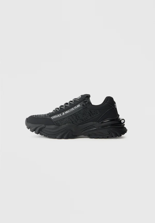 NEW TRAIL - Trainers - black