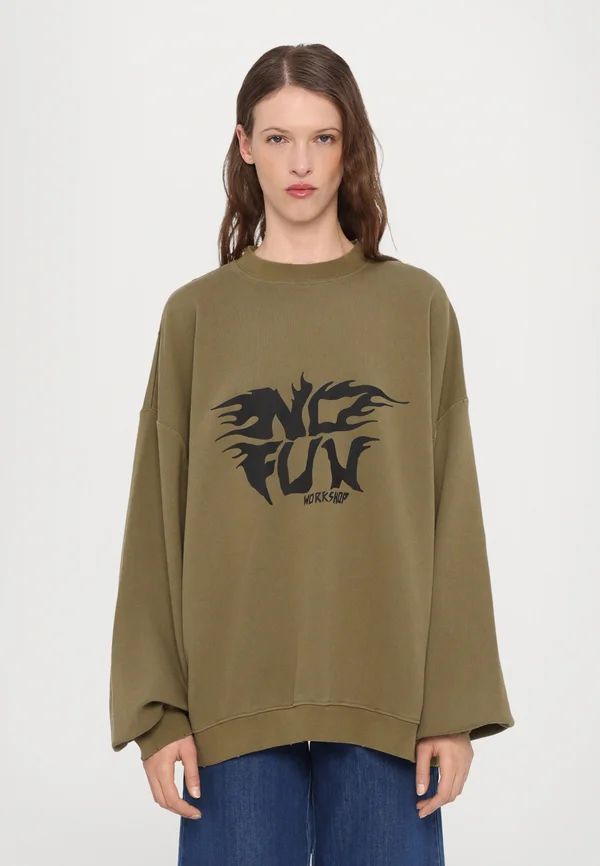 NO FUN OVERSIZED CREWNECK - Sweatshirt - faded dark green