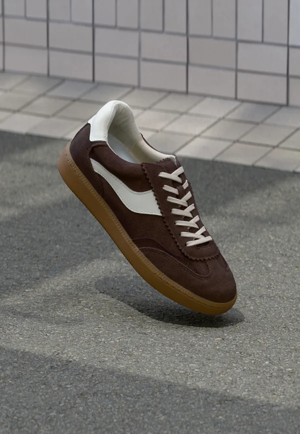 NOTICE 2.0 - Trainers - dark brown
