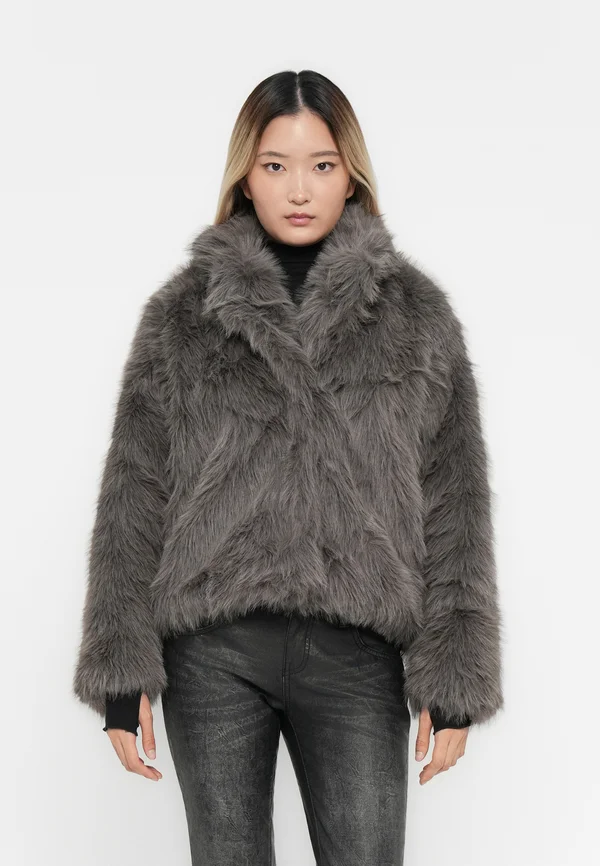 OBJISADORA HAIRY - Winter jacket - magnet