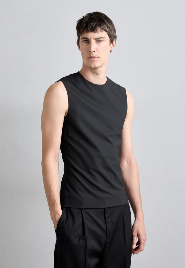 OFFICE ATTIRE CROPPED SUIT  - Top - black