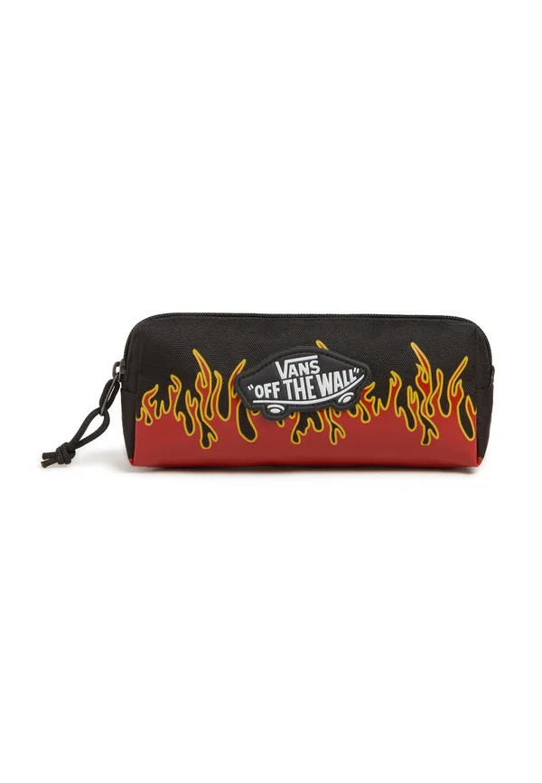 OLD SKOOL - Pencil case - black flame