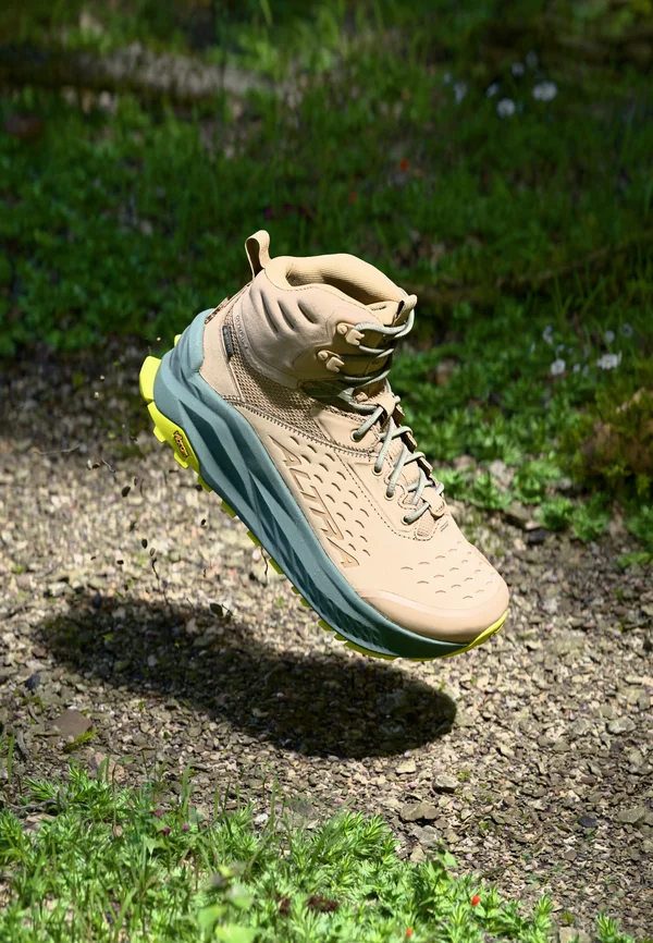 OLYMPUS 6 - Walking boots - tan