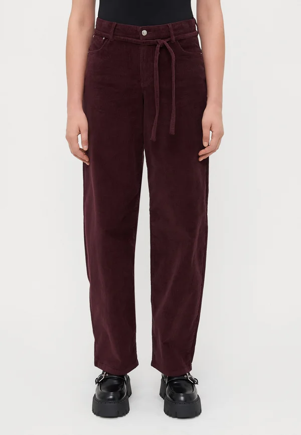 ONLGIANNA GLOBAL BELT - Trousers - winetasting