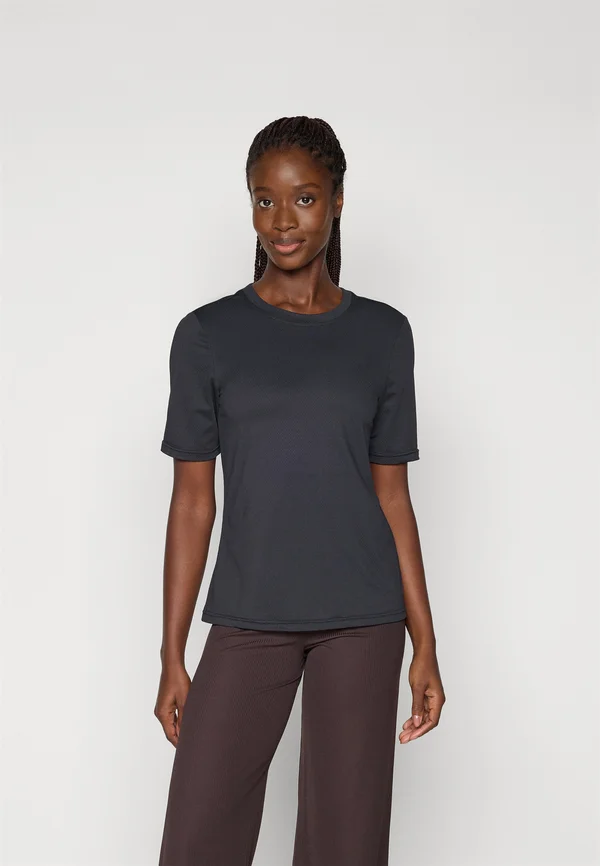 ONPJINTO ON TRAIN TEE - Basic T-shirt - black