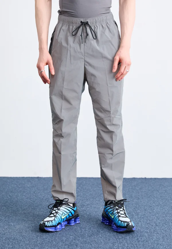 PANT - Tracksuit bottoms - reflect silver/black