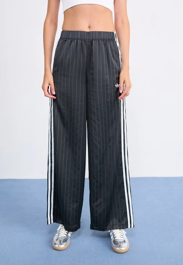 PANTS - Tracksuit bottoms - black