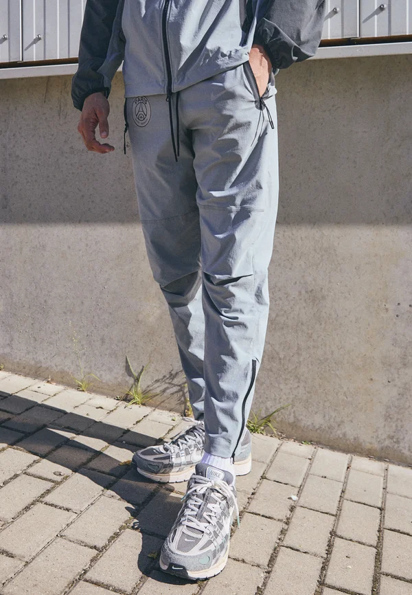 PARIS SAINT-GERMAIN FC TECH PANT - Club wear - particle grey/silver-coloured