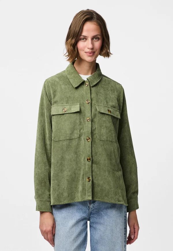 PCEFFI SHIRT - Button-down blouse - olivine