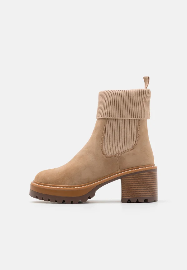 Platform ankle boots - beige