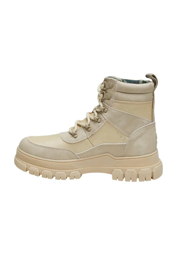 Platform ankle boots - beige