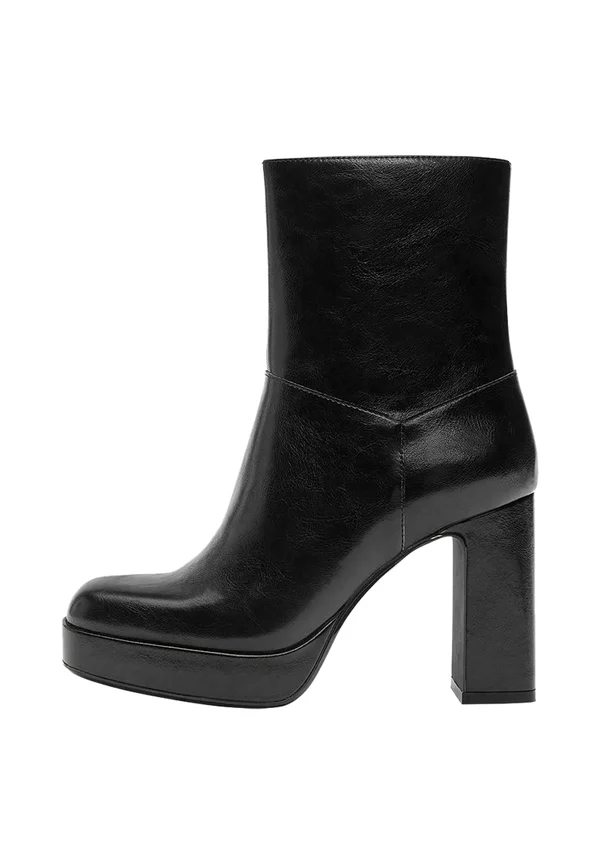 Platform ankle boots - black