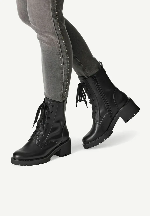 Platform ankle boots - black