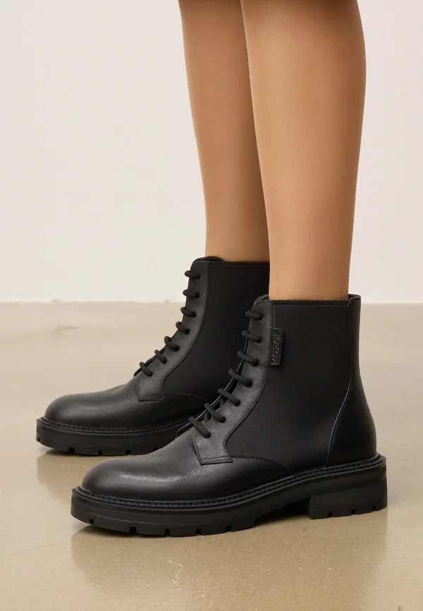 CAMMY - Platform ankle boots - black