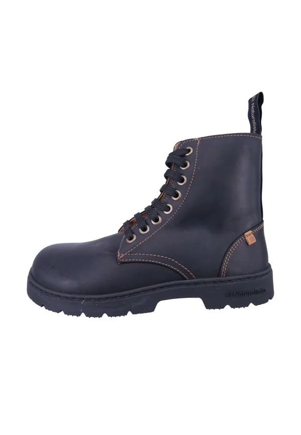 Platform ankle boots - black