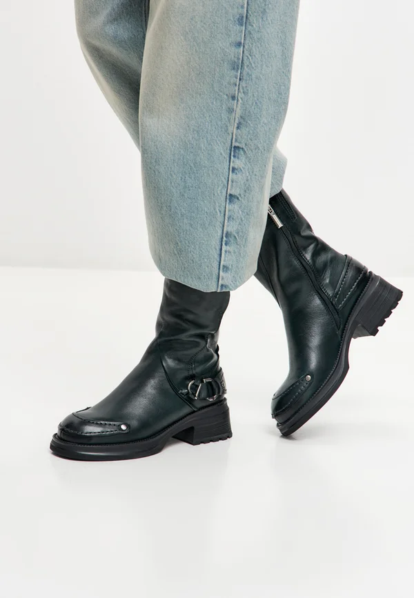Platform ankle boots - green