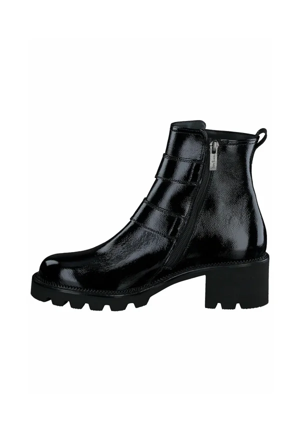 Platform ankle boots - knautschlack black