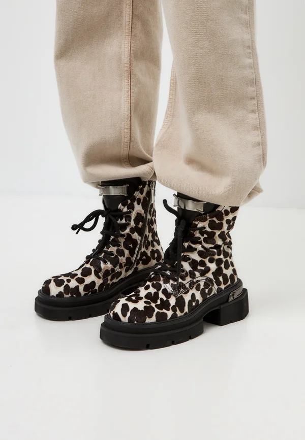 Platform ankle boots - leopard