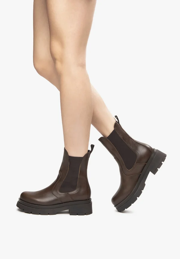 Platform ankle boots - marrone