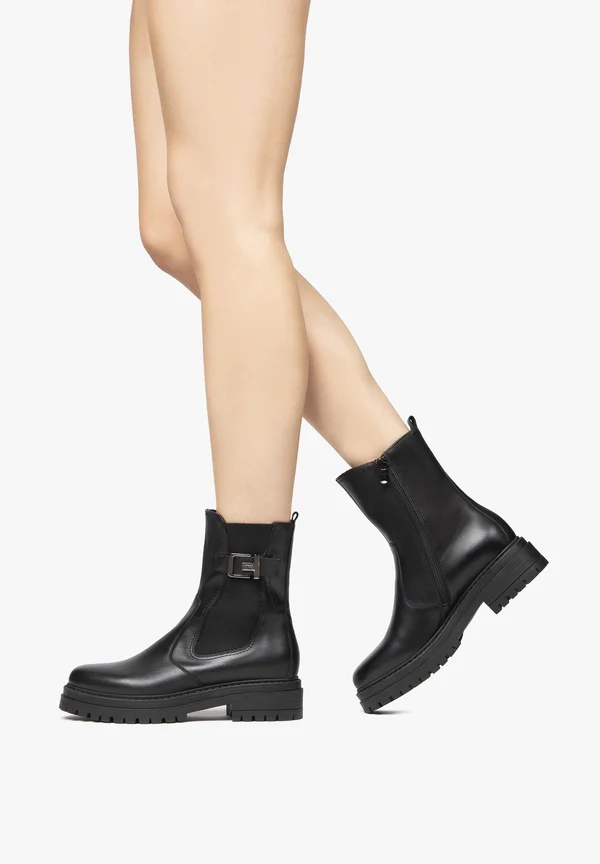 Platform ankle boots - nero