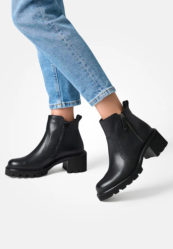 Platform ankle boots - schwarz
