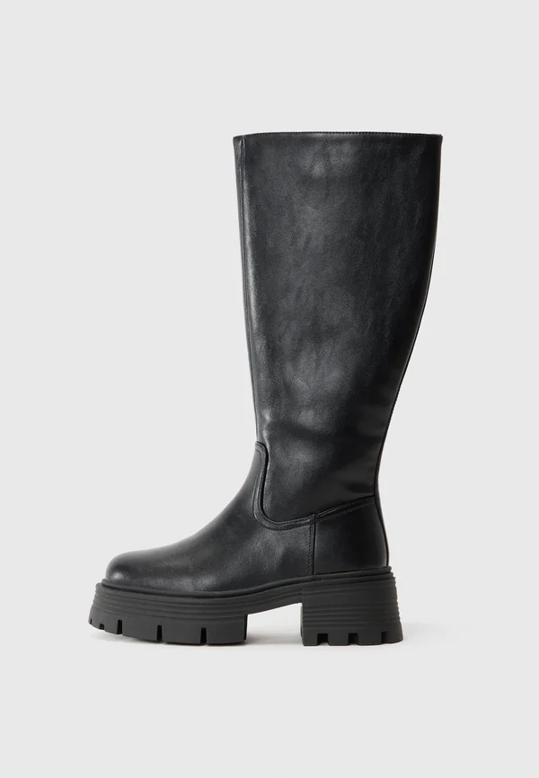 Platform boots - black