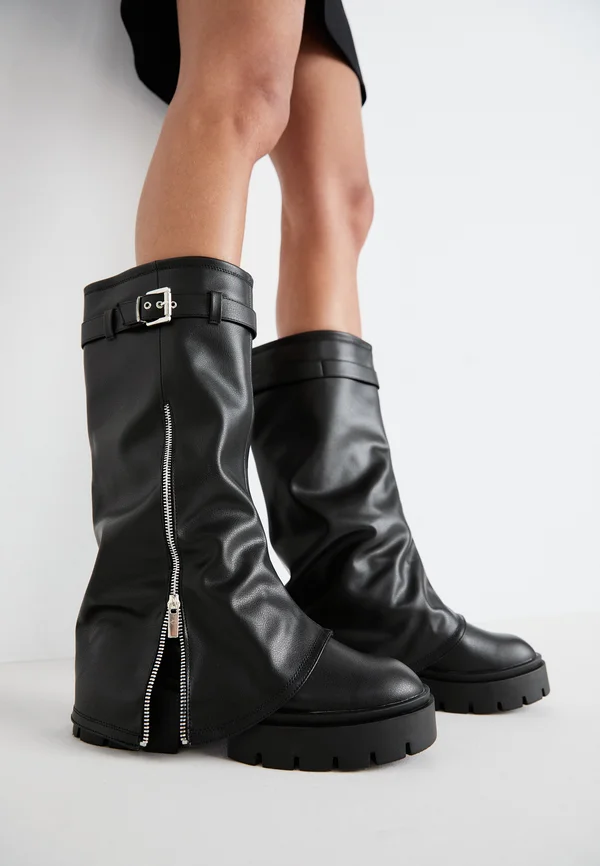 Platform boots - black