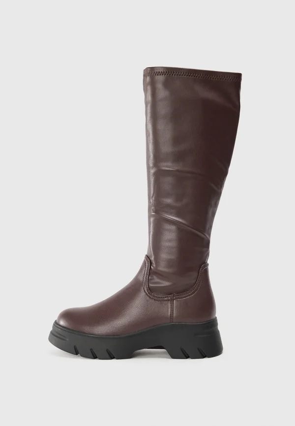 Platform boots - dark brown