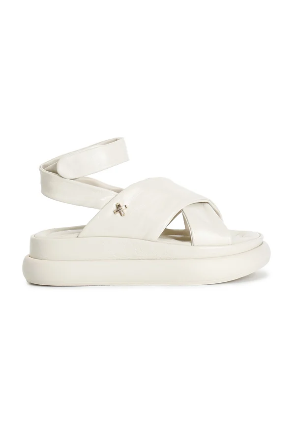 Platform sandals - beige