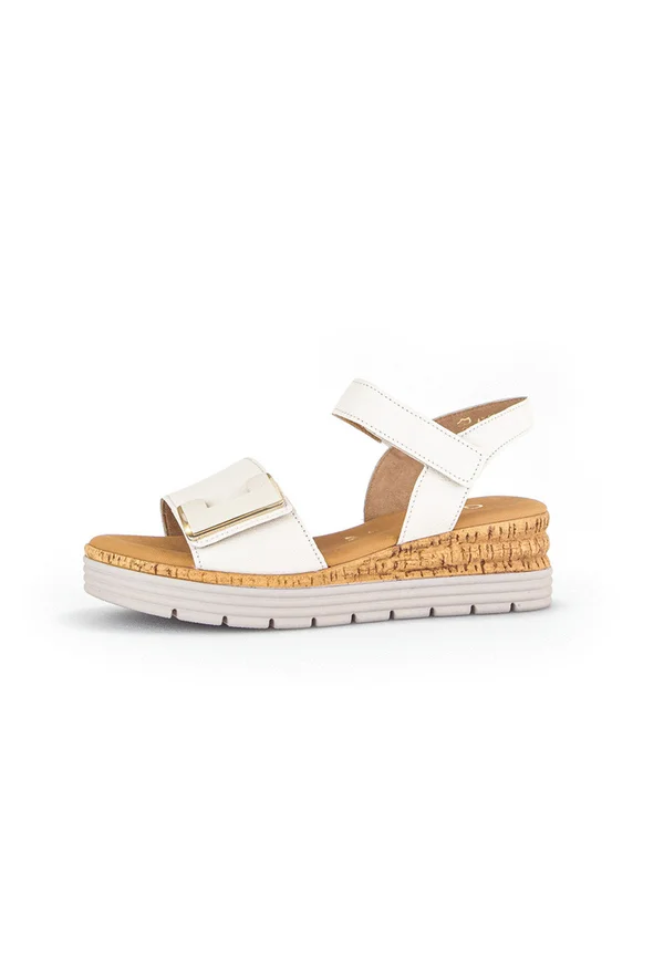 Platform sandals - beige