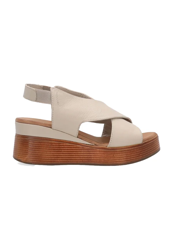 Platform sandals - beige
