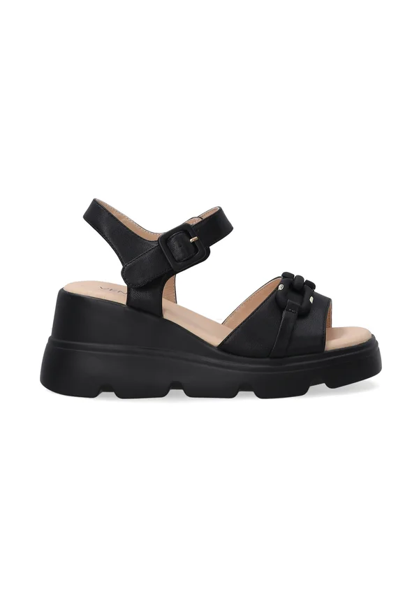 Platform sandals - black