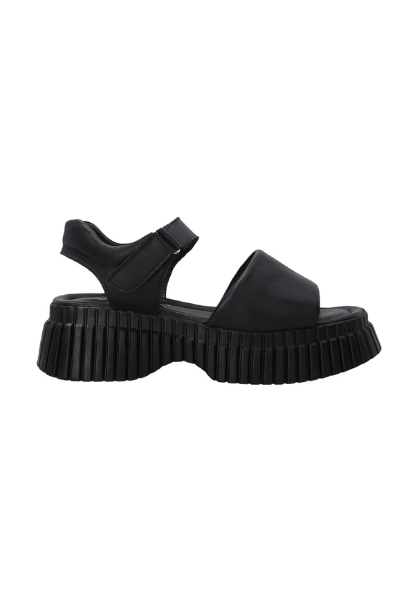 Platform sandals - black